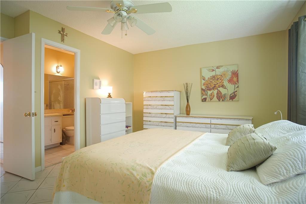 LAUDERHILL EAST - Residential