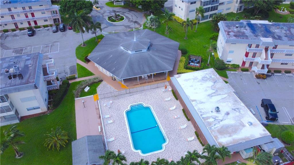 LAUDERHILL EAST - Residential