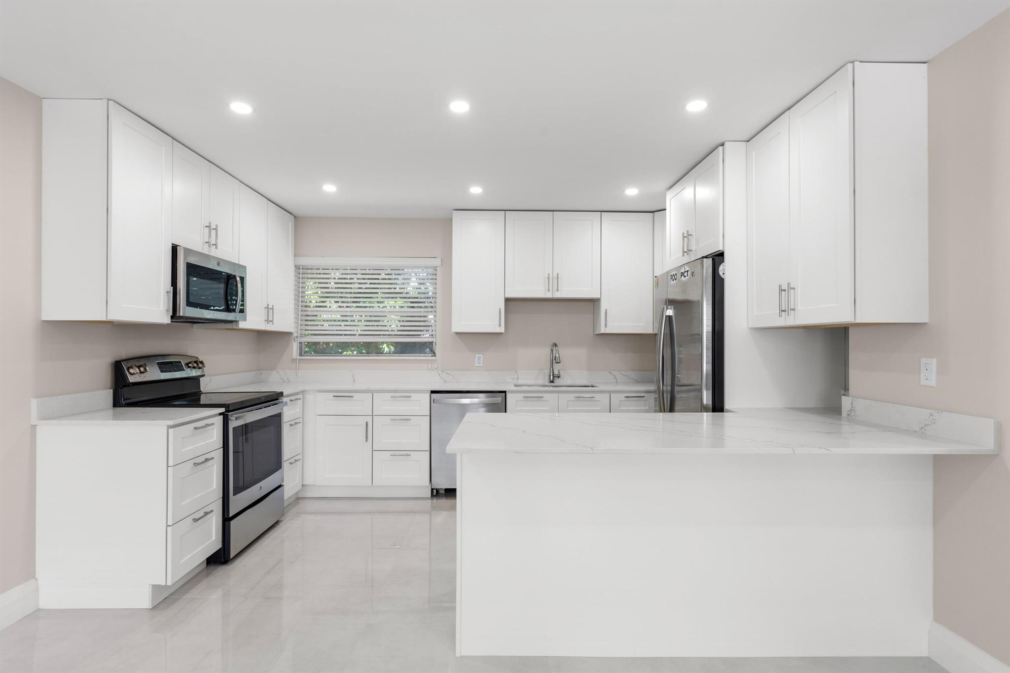 CENTRAL PARK ADD BOYNTON - Residential Lease