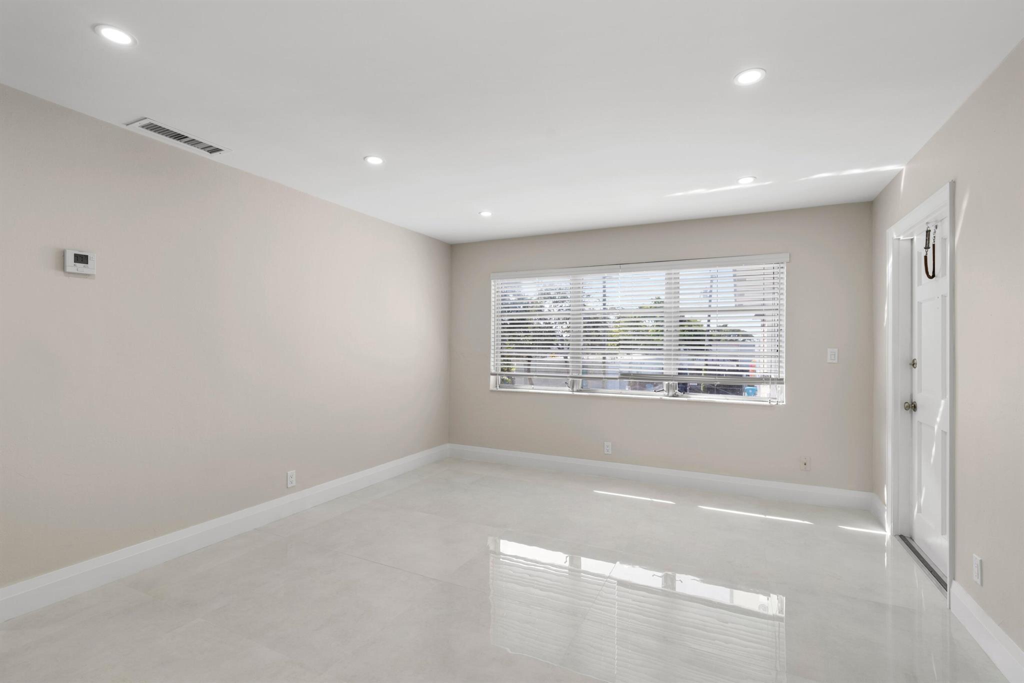 CENTRAL PARK ADD BOYNTON - Residential Lease