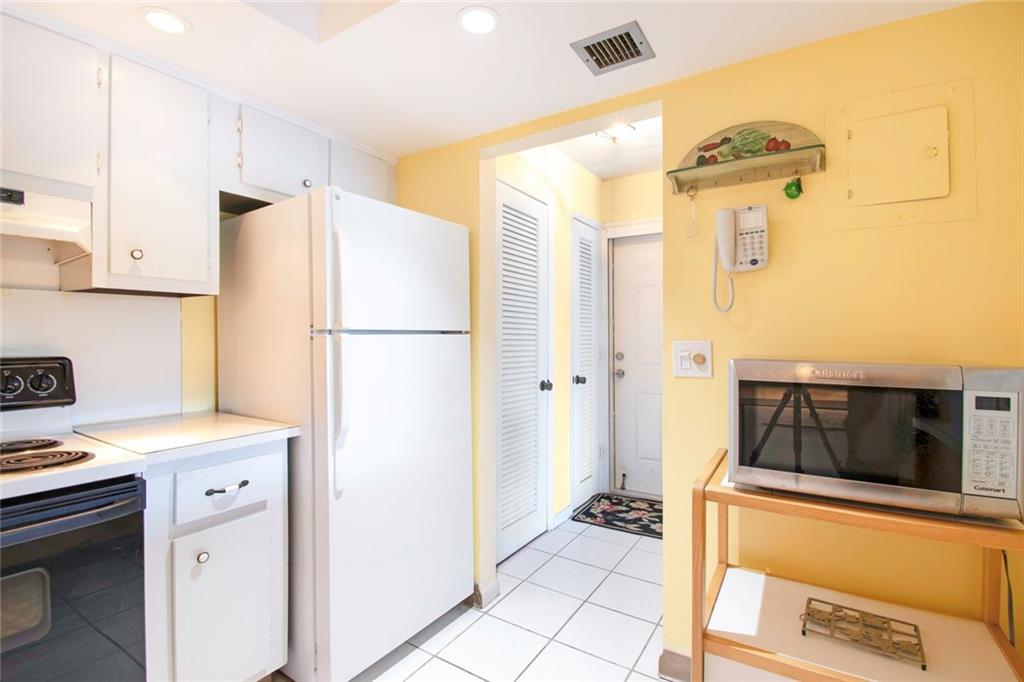 Tennis Club - Residential