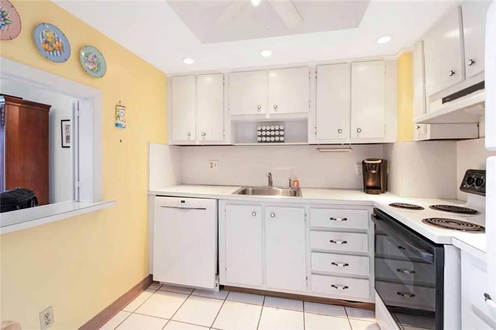 Tennis Club - Residential