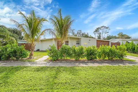 130 Banyan Drive, Port St Lucie, FL 34952 - MLS#: R11059028