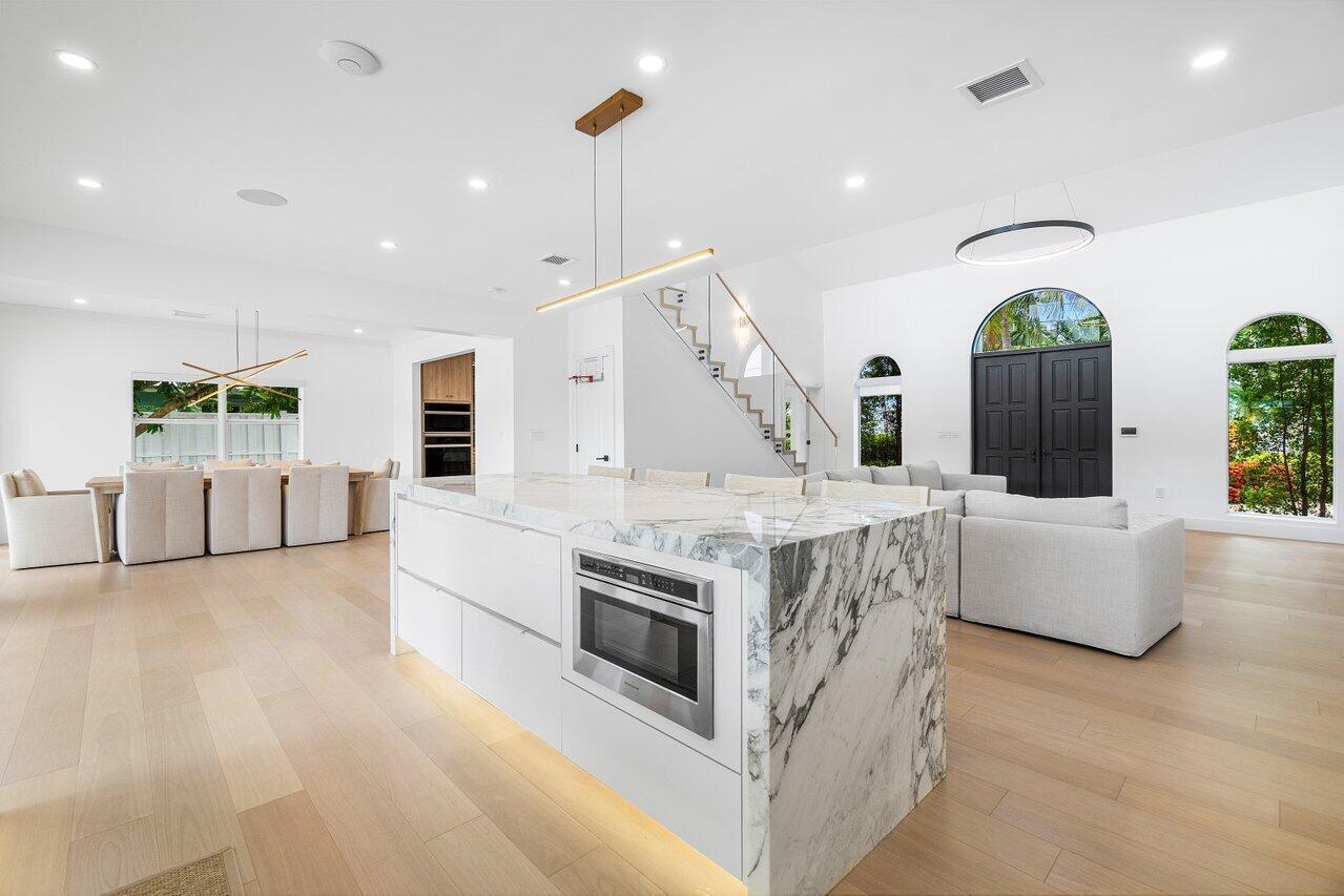 BOCA ISLANDS - Residential Lease