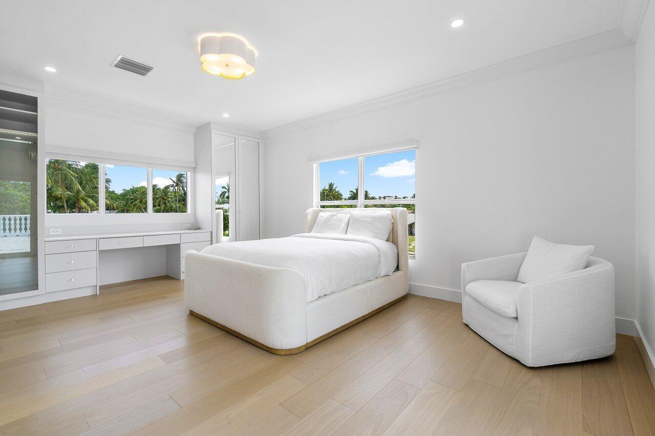 BOCA ISLANDS - Residential Lease