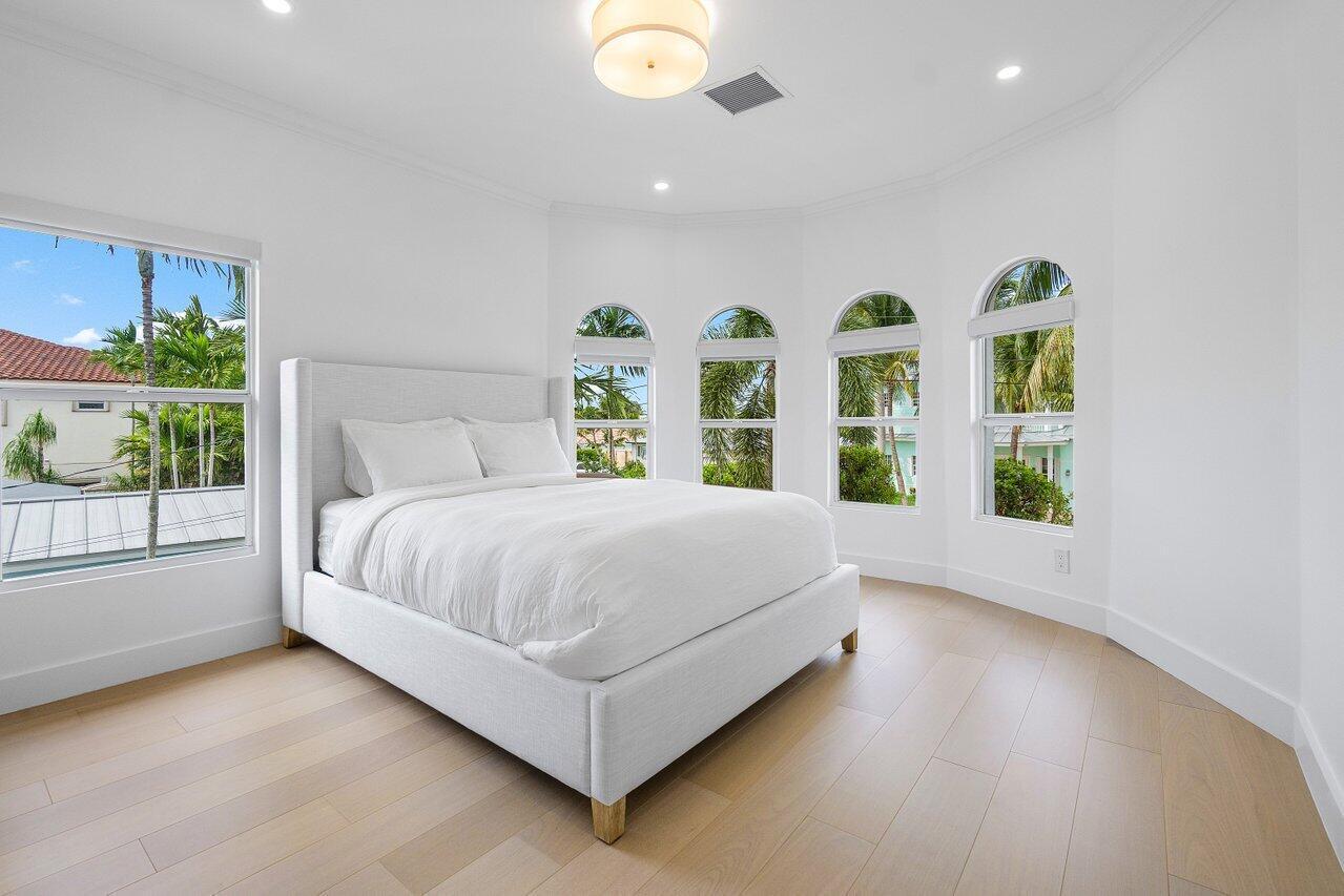 BOCA ISLANDS - Residential Lease