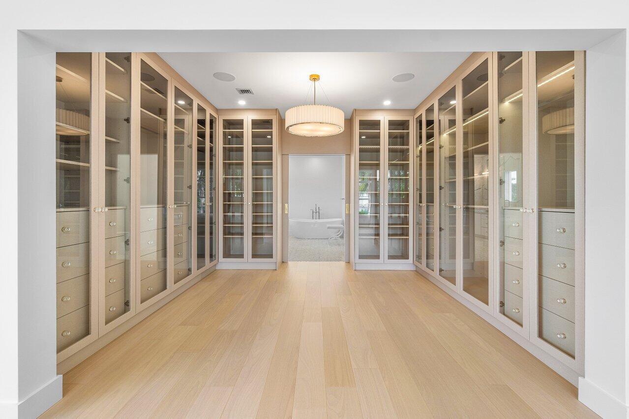 BOCA ISLANDS - Residential Lease