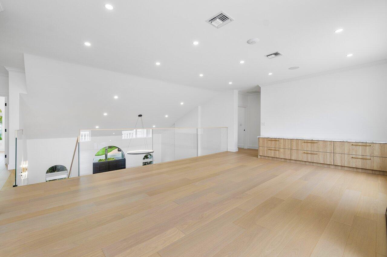 BOCA ISLANDS - Residential Lease