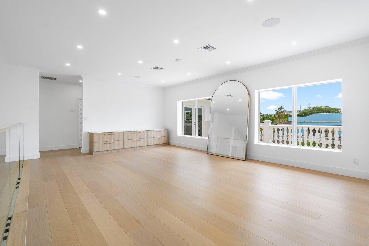 BOCA ISLANDS - Residential Lease