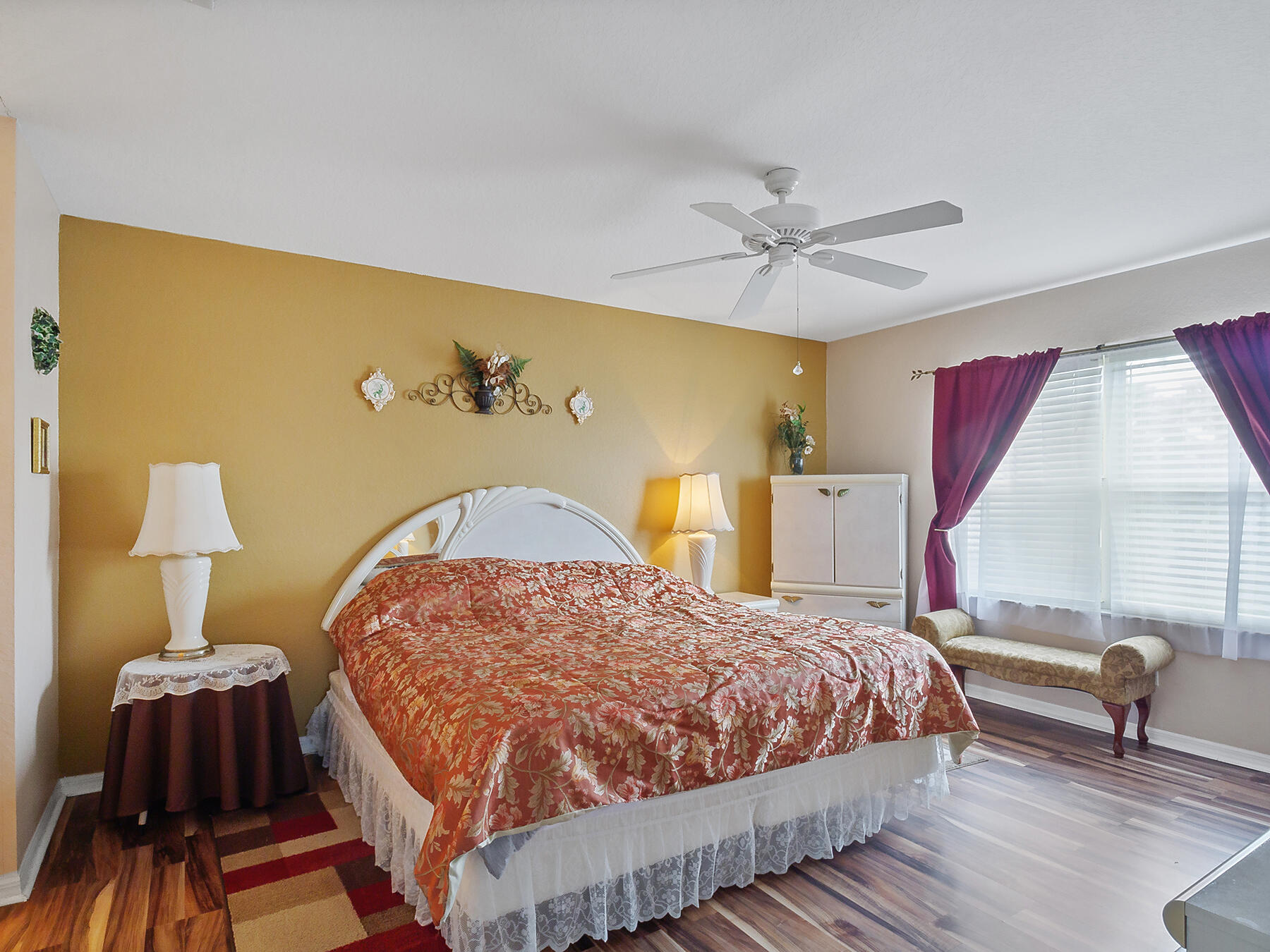 Spanish Lakes - Residential