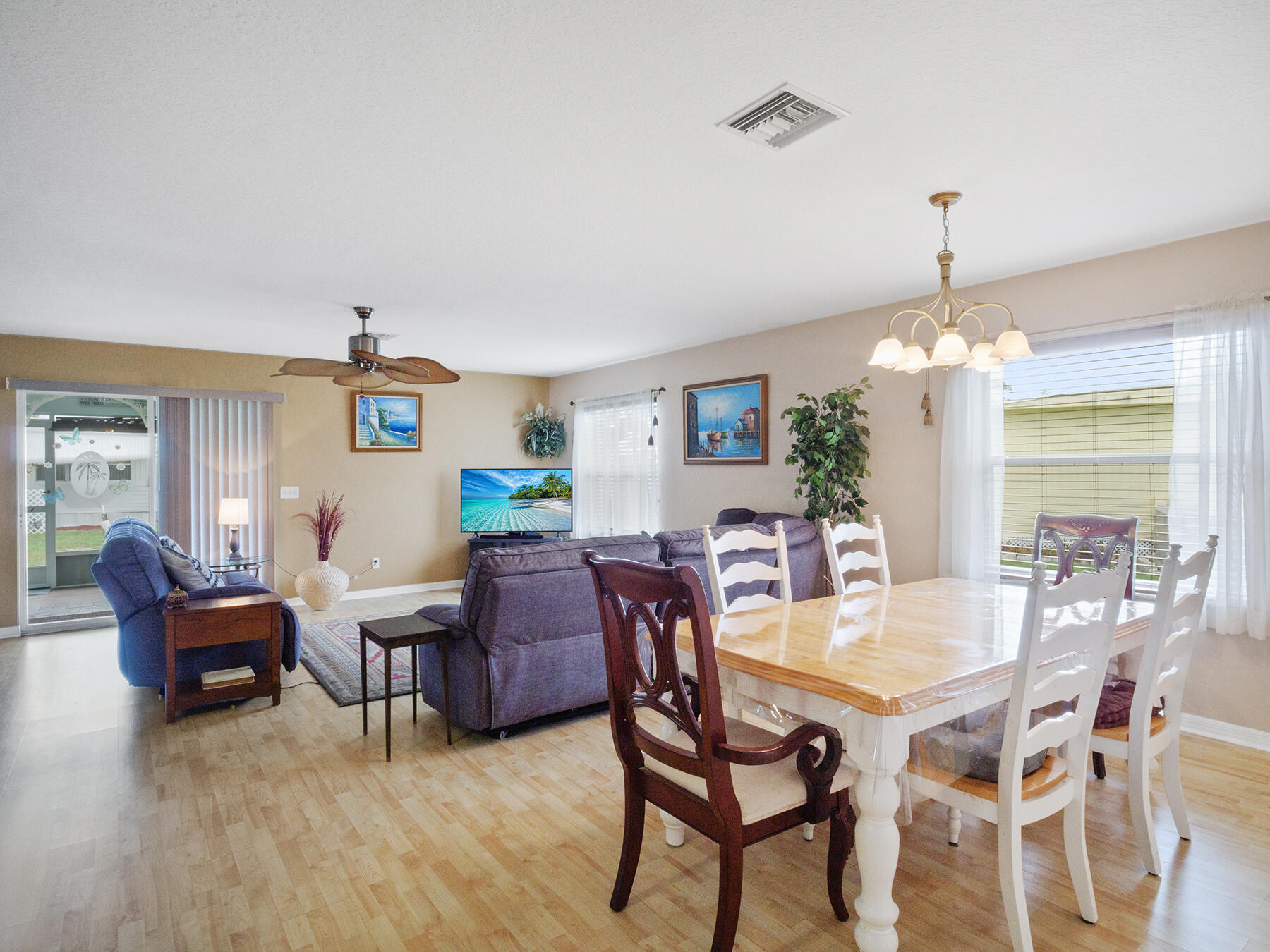 Spanish Lakes - Residential