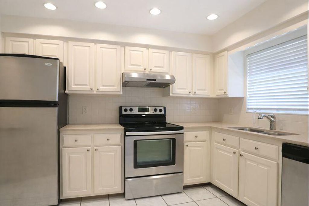 Photo of 1443 SW 27th Avenue #2d, Boynton Beach, FL 33426 (MLS # R11159858)