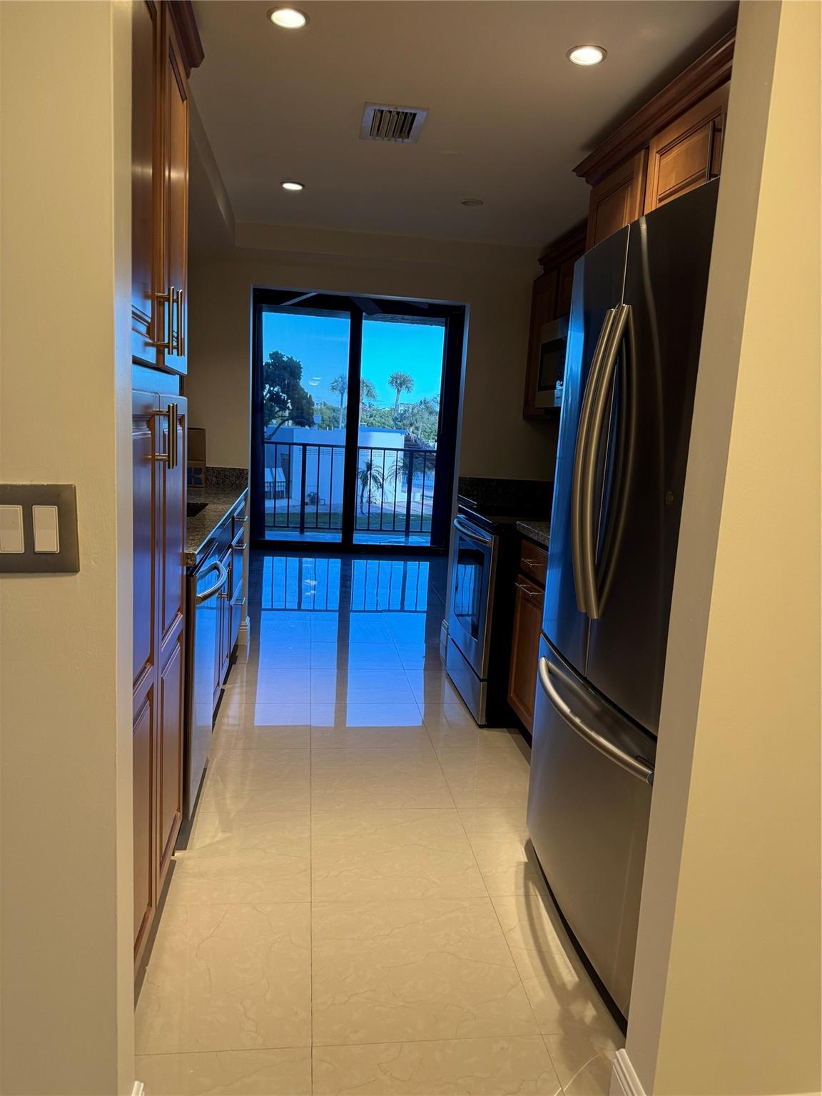 Porta Bella Yacht and Ten - Residential