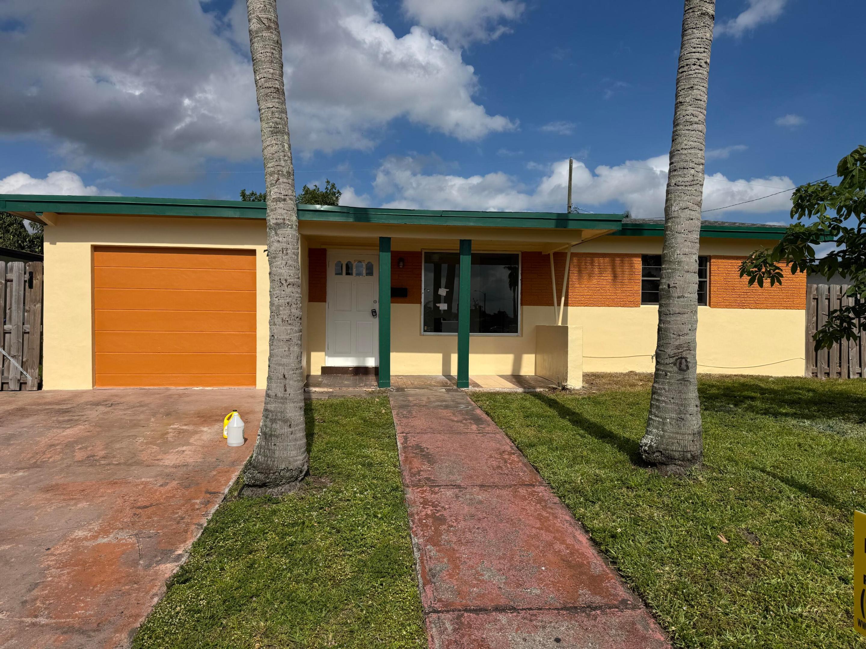 701 NW 74th Avenue