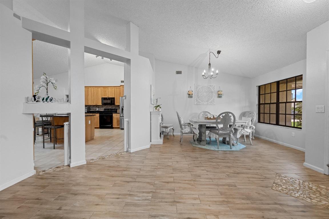 1486 Windship Circle