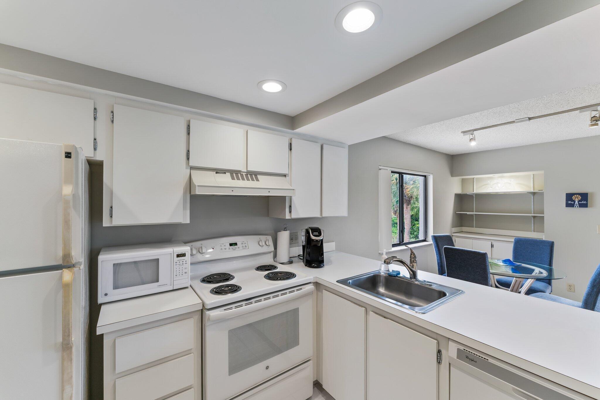 SEA RISE CONDO - Residential Lease