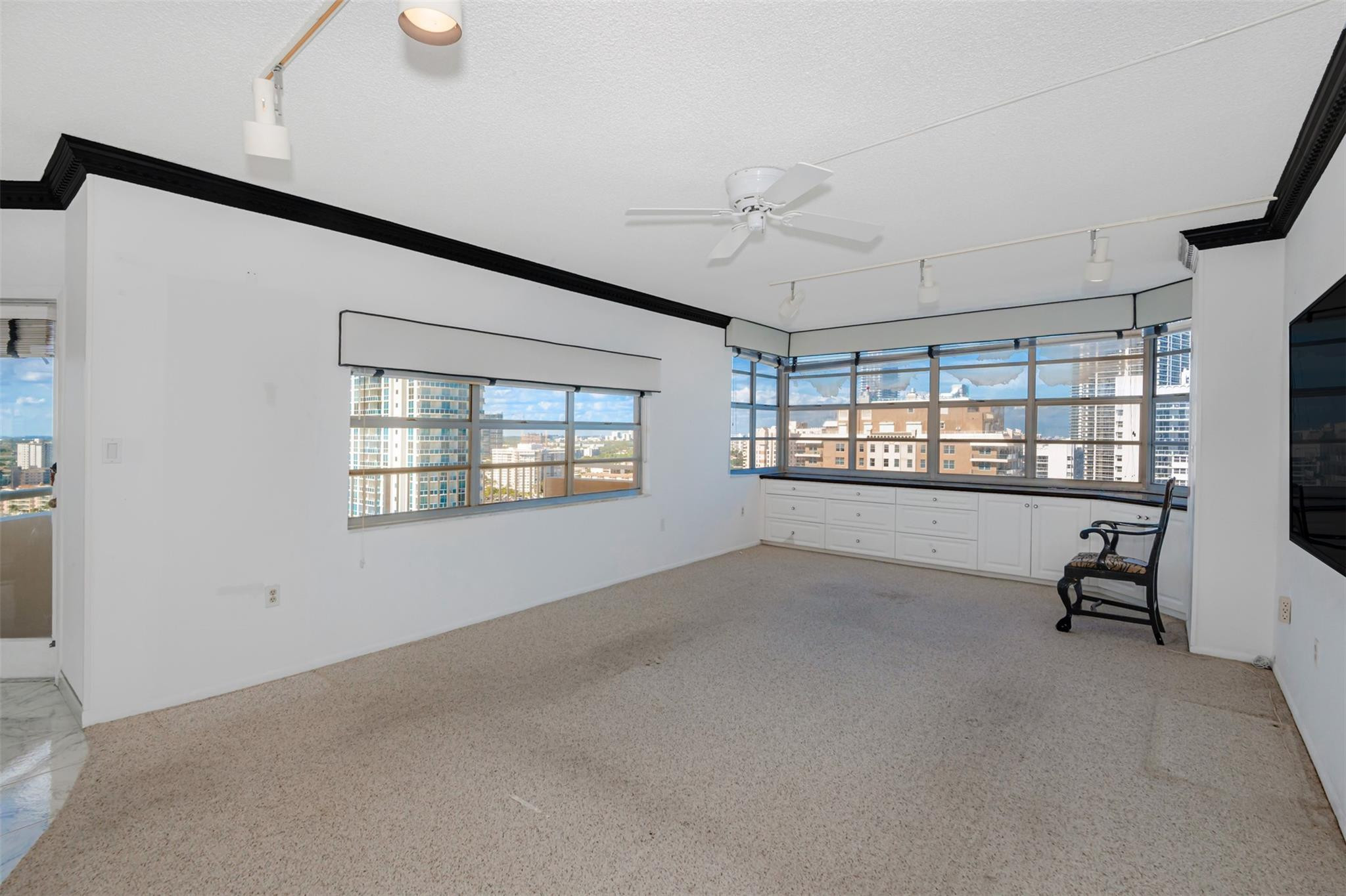 HEMISPHERES CONDO - Residential