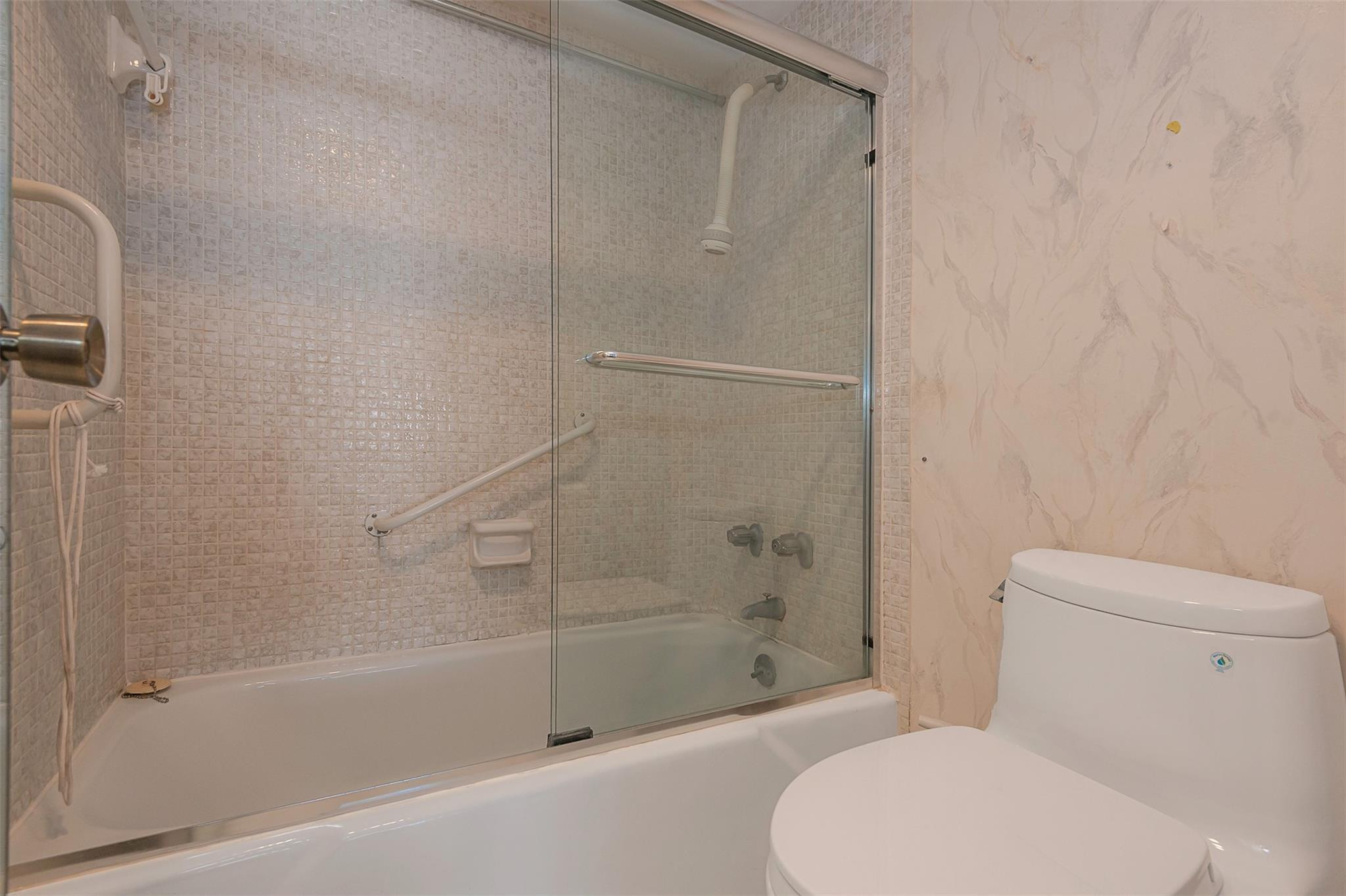 HEMISPHERES CONDO - Residential