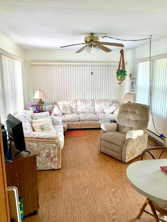 RIDGEWAY - Residential