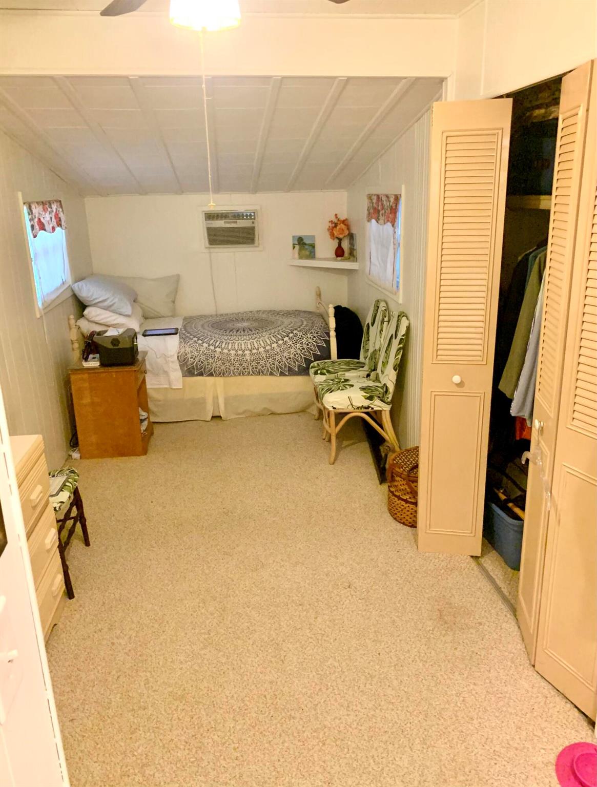 RIDGEWAY - Residential