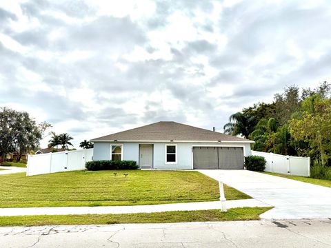 A home in Port St Lucie