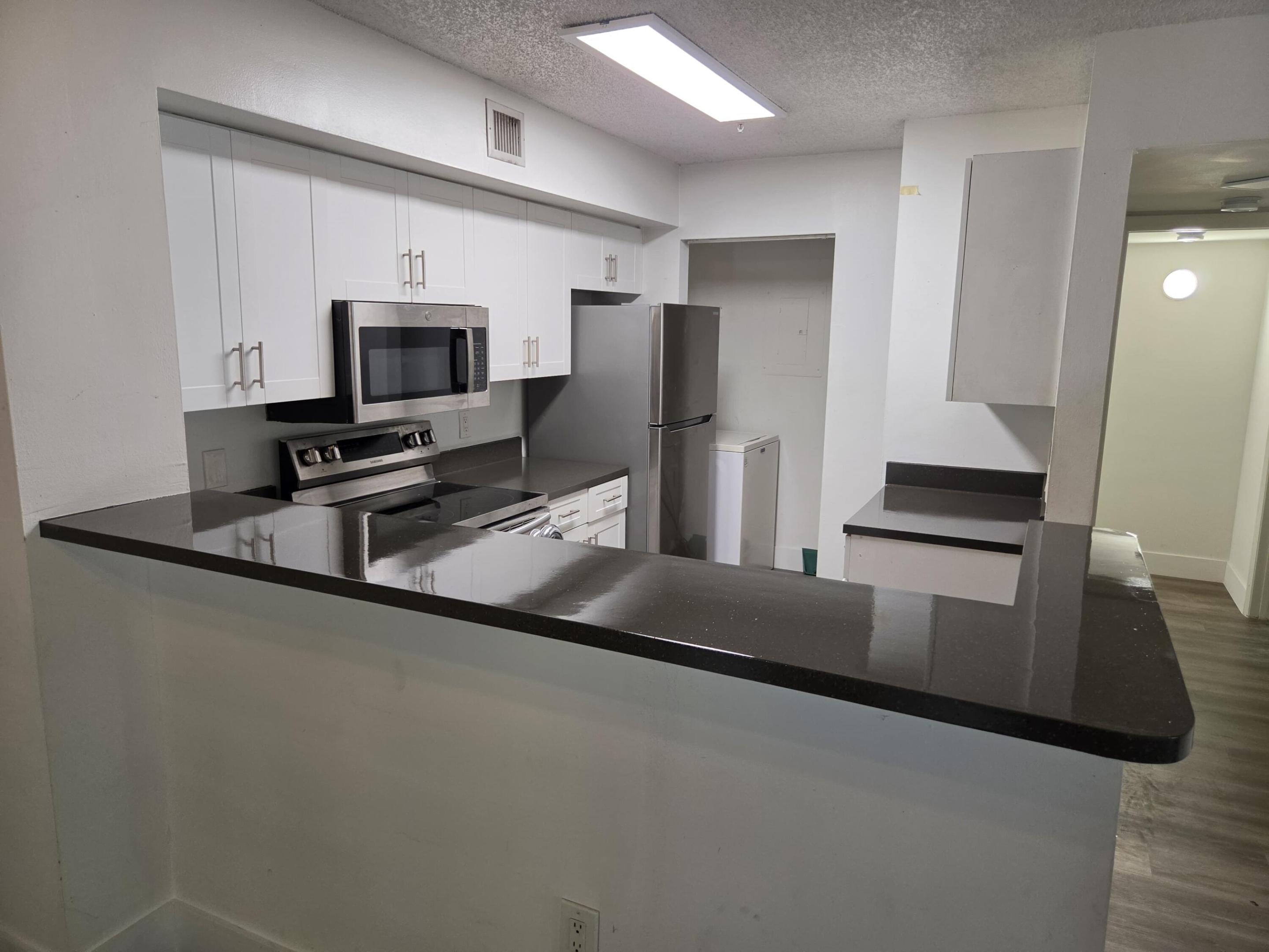 12112 St.andrews Place 212