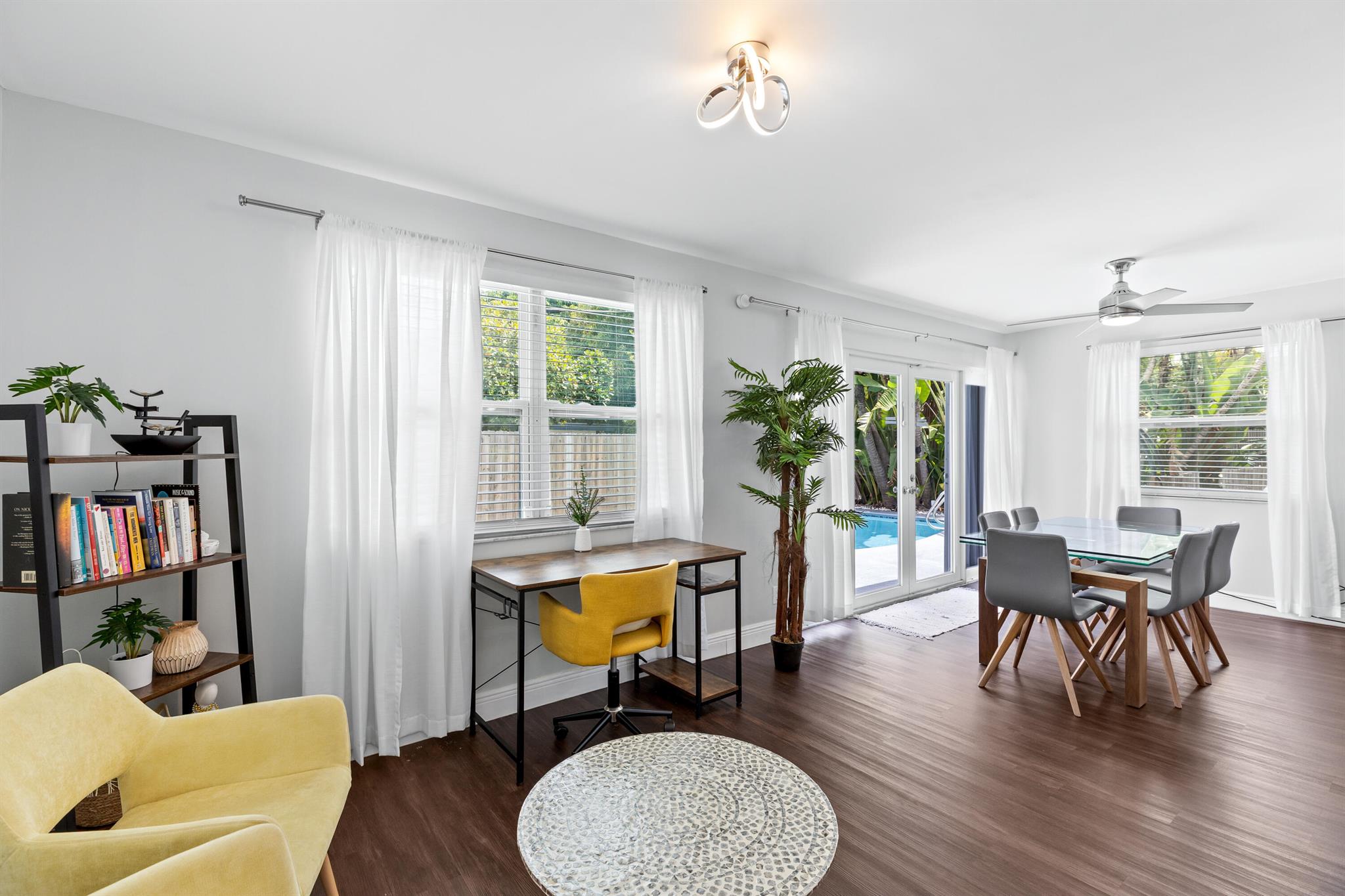 SANTAMARIA HARBOR - Residential Lease