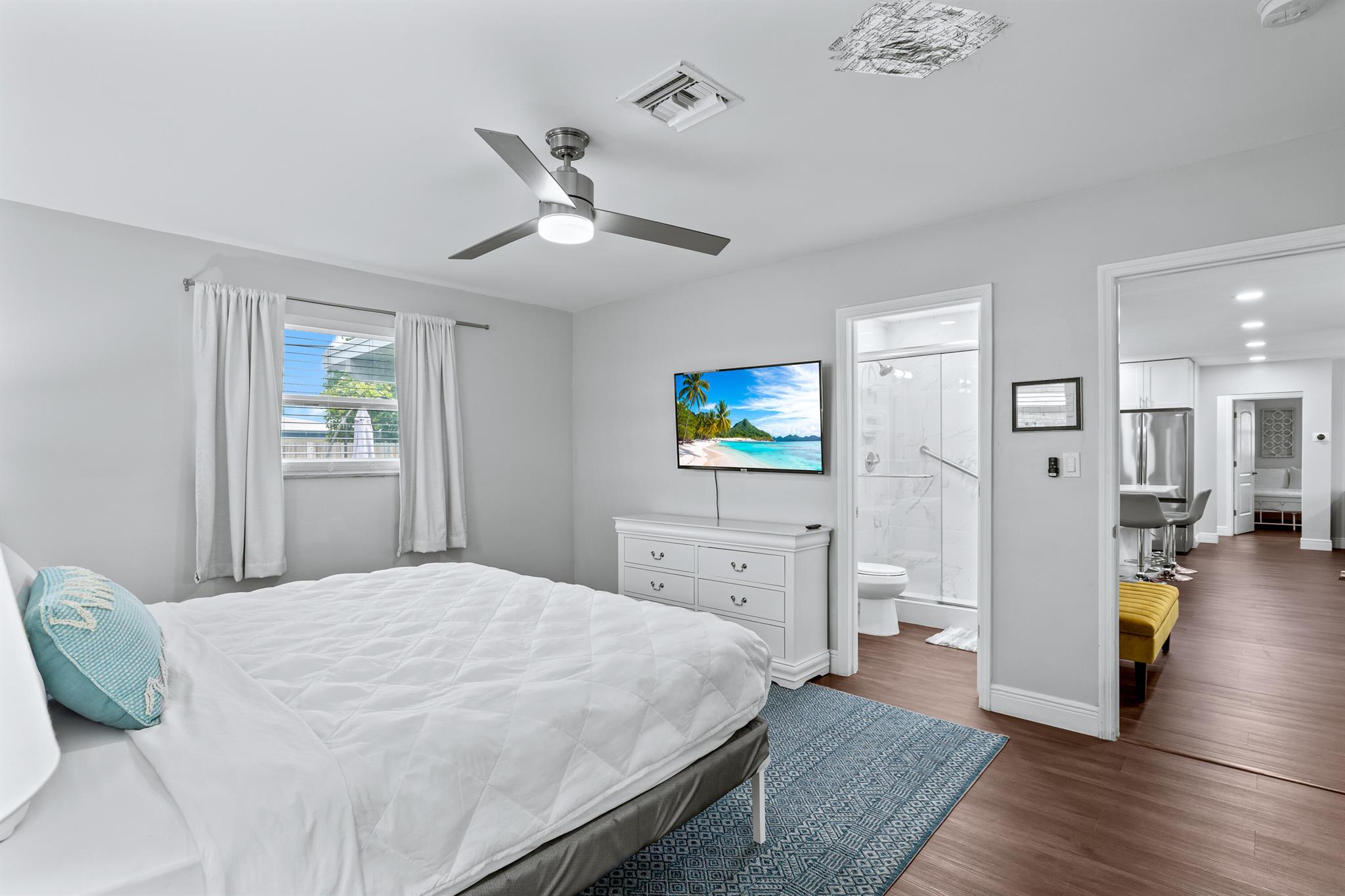 SANTAMARIA HARBOR - Residential Lease