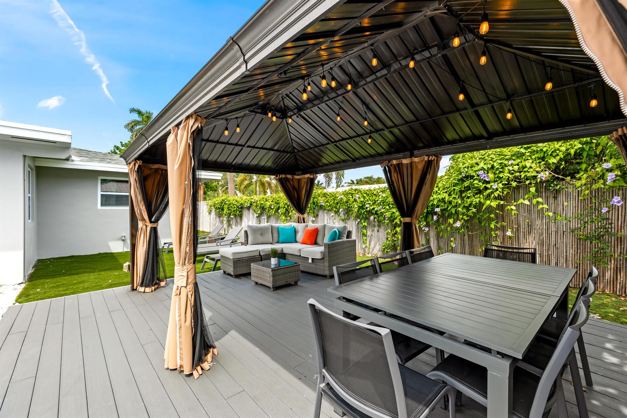 SANTAMARIA HARBOR - Residential Lease