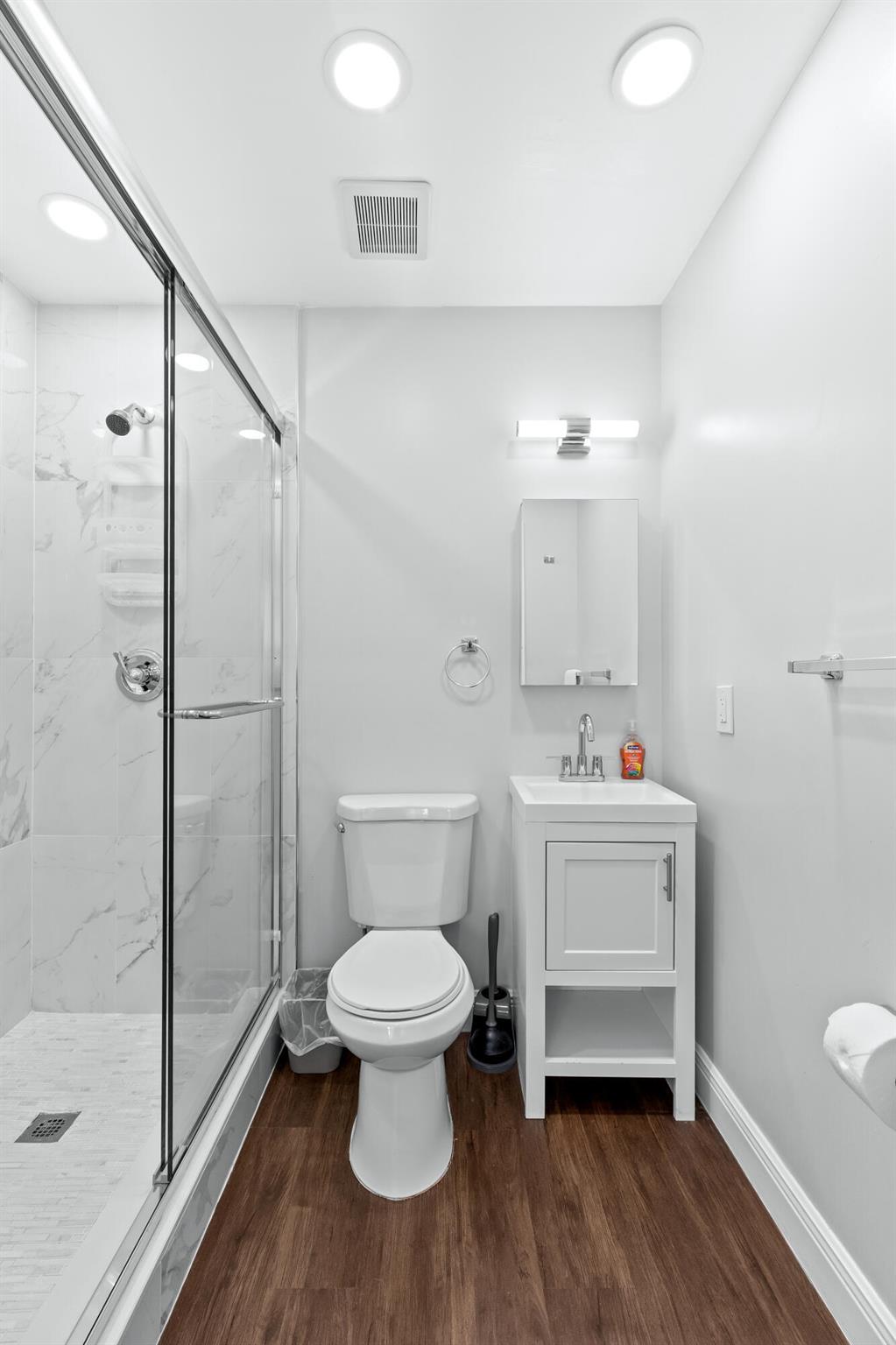 SANTAMARIA HARBOR - Residential Lease