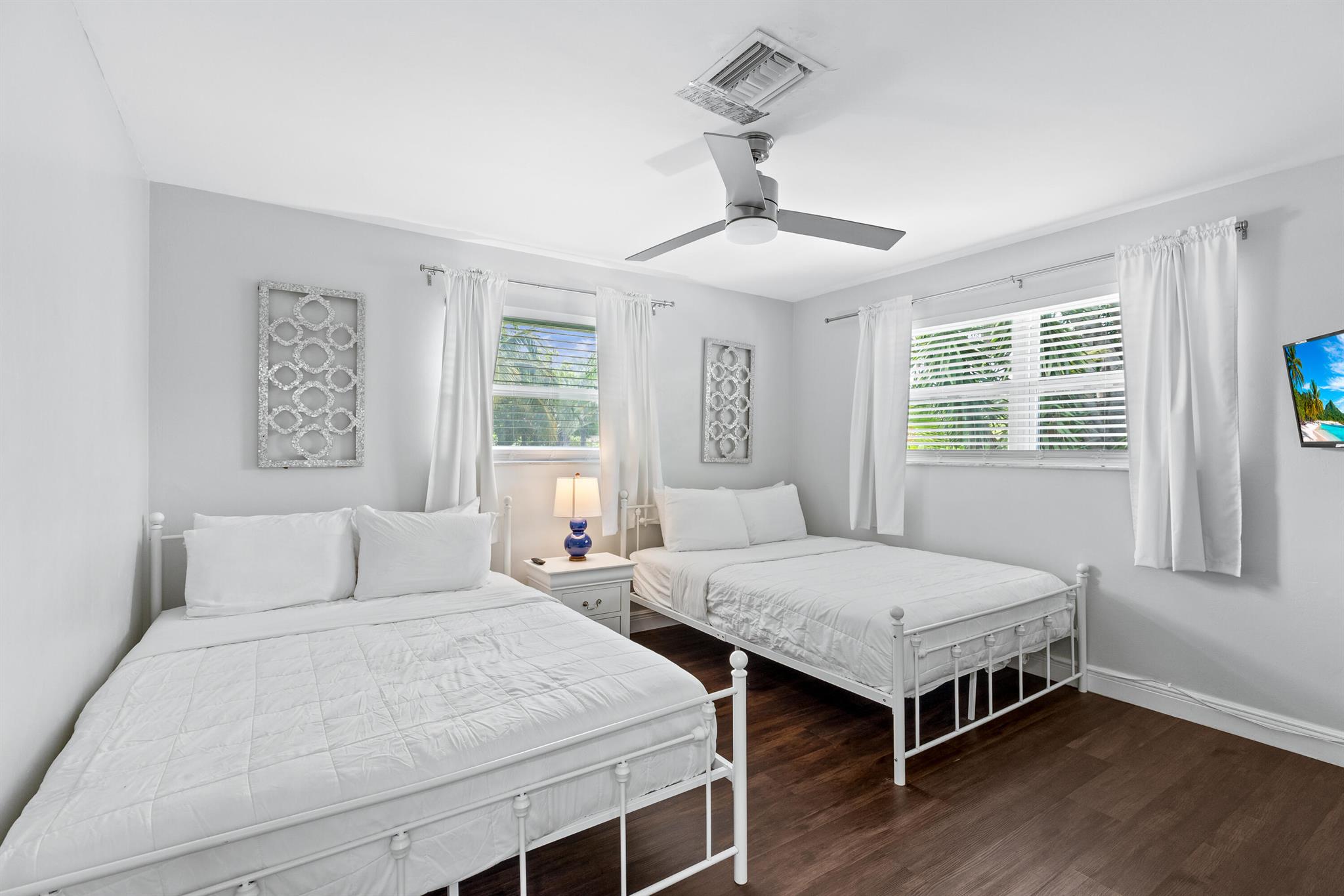 SANTAMARIA HARBOR - Residential Lease