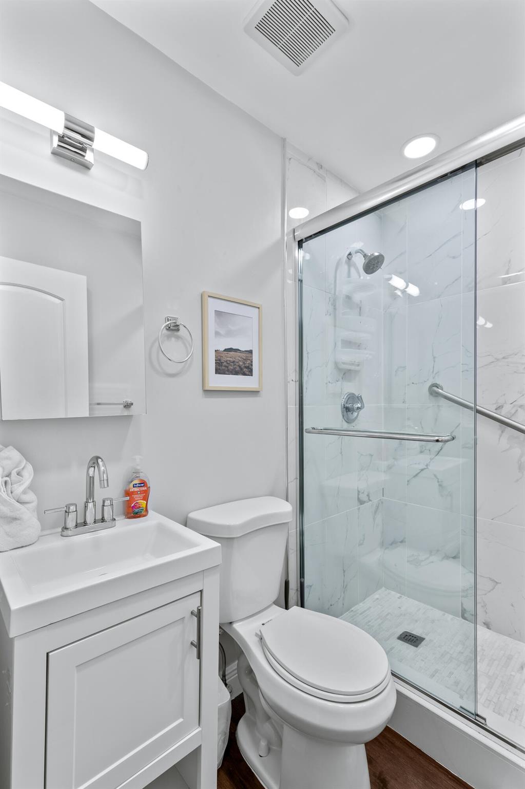 SANTAMARIA HARBOR - Residential Lease