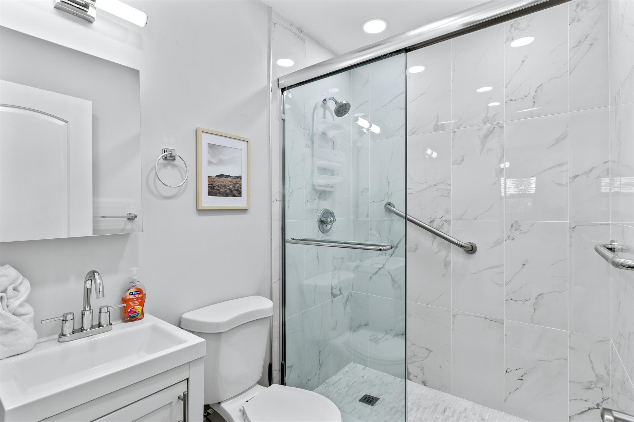 SANTAMARIA HARBOR - Residential Lease