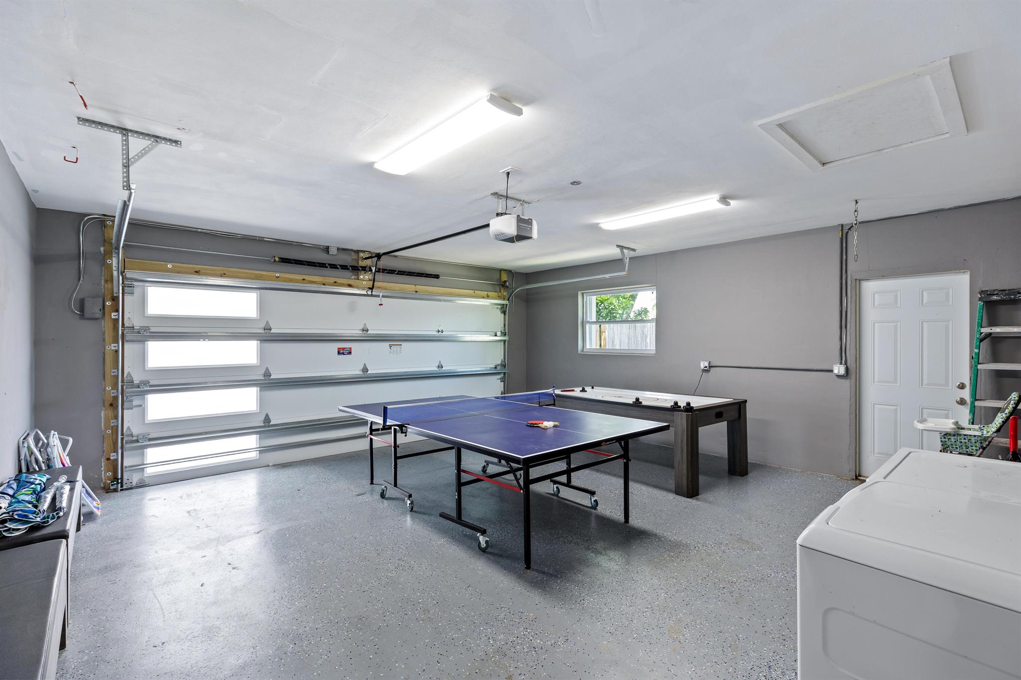 SANTAMARIA HARBOR - Residential Lease