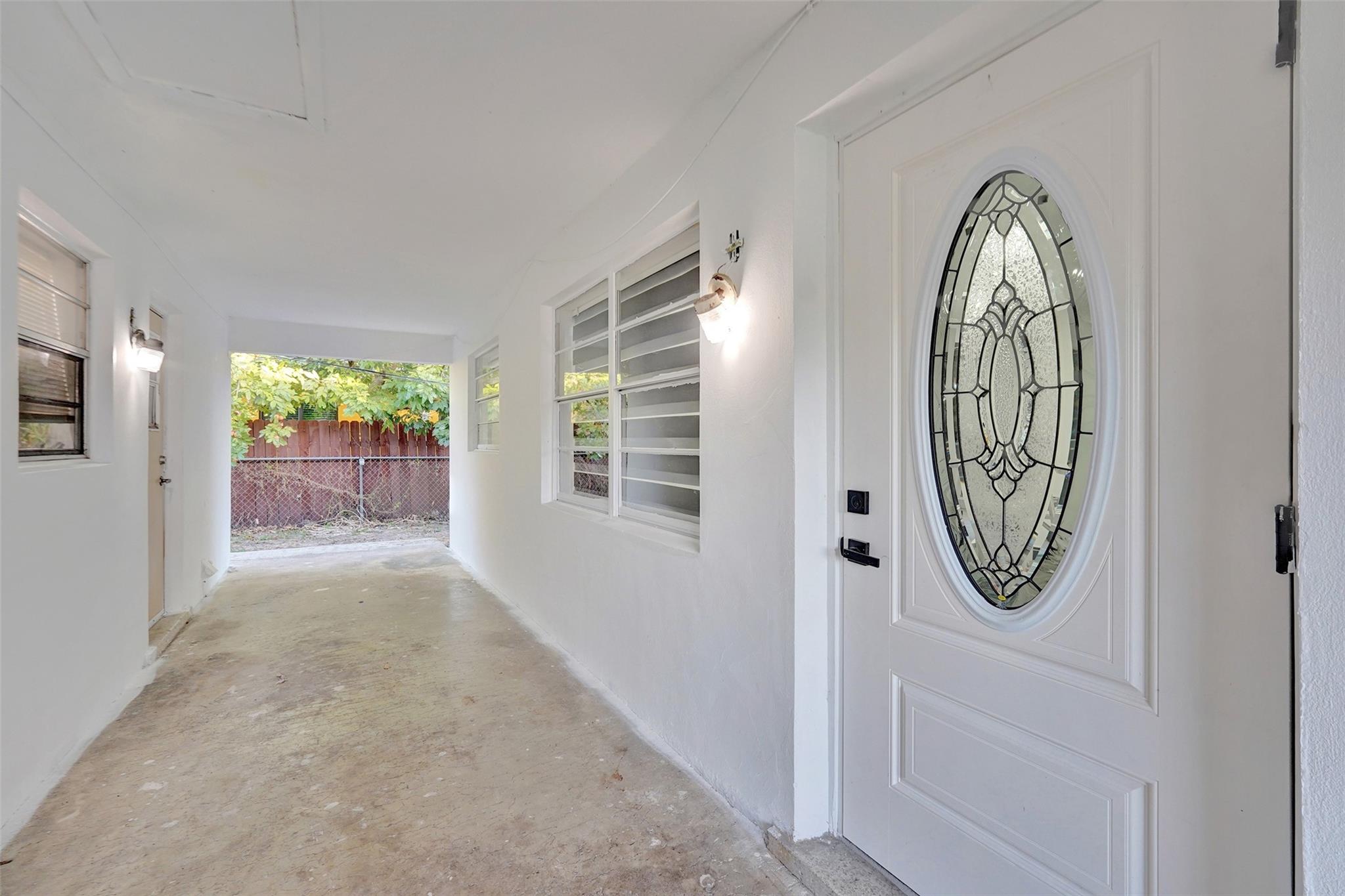 SUNSHINE VILLAS - Residential Lease