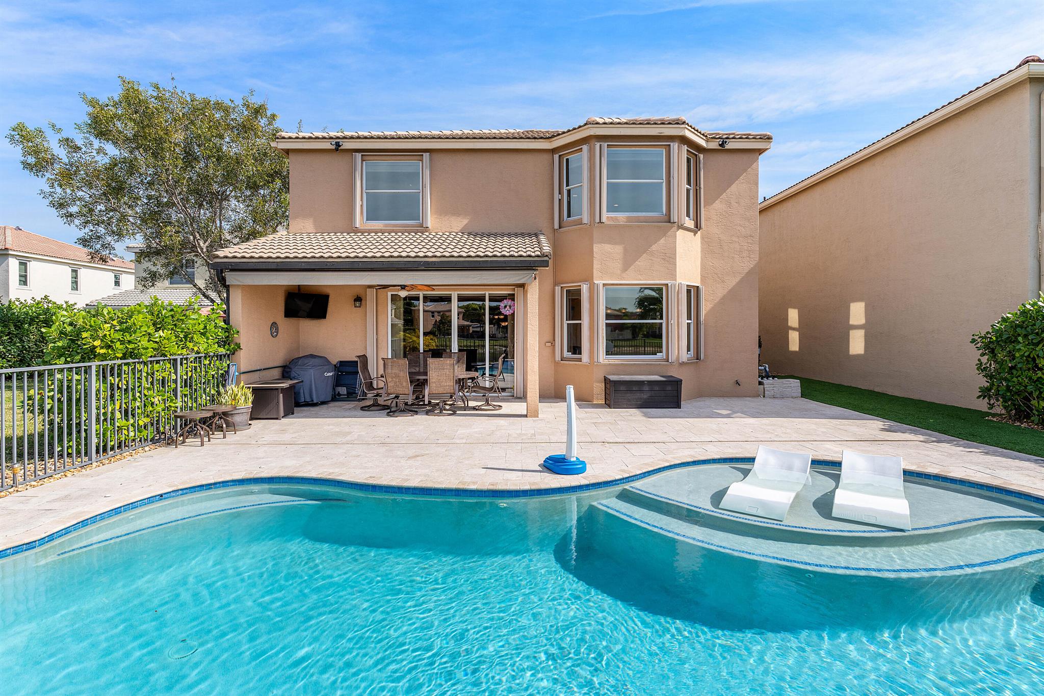 Properties 2655 Sawyer Terrace