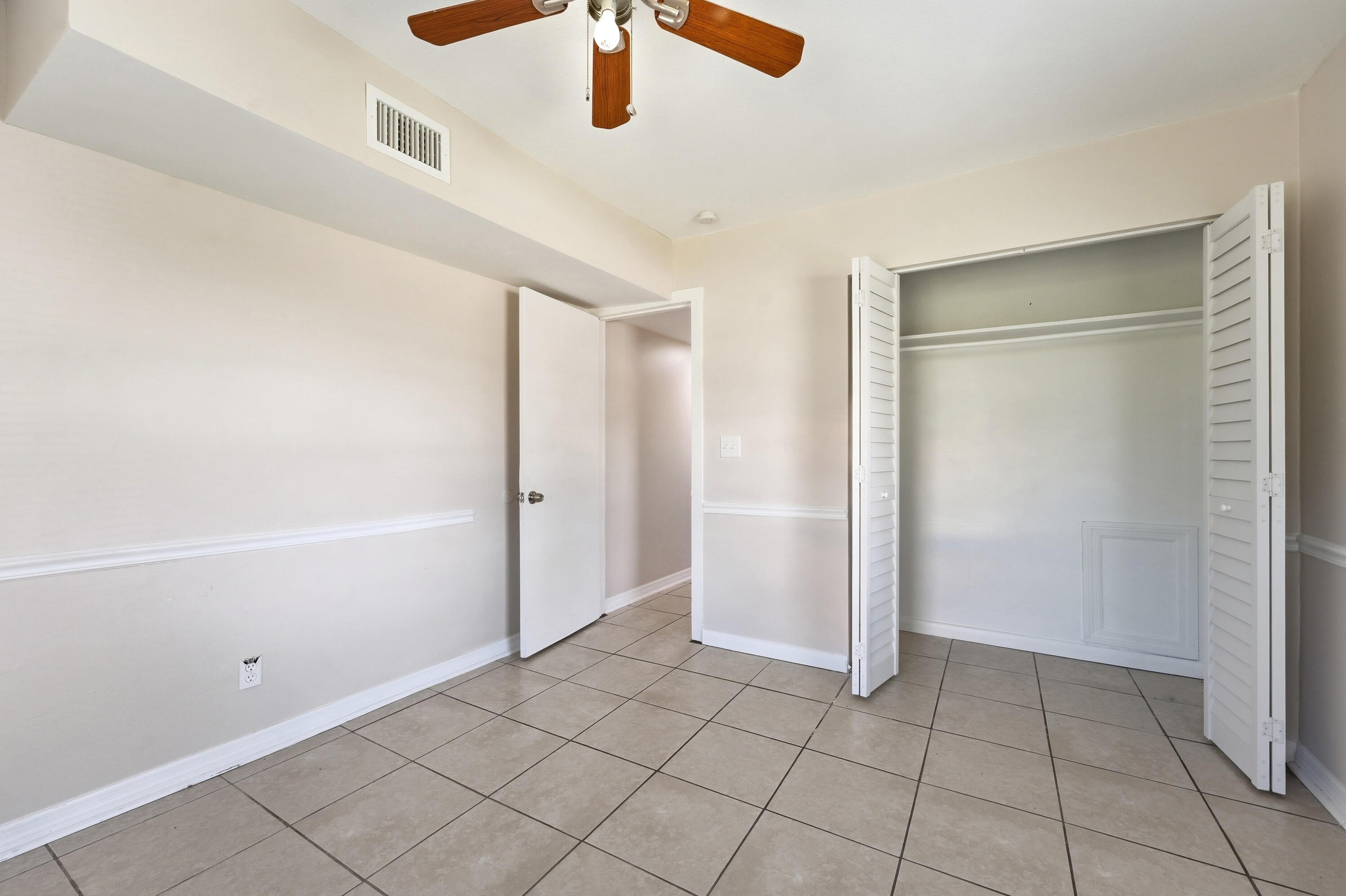 FORT PIERCE SUBDIVISION - Residential Income