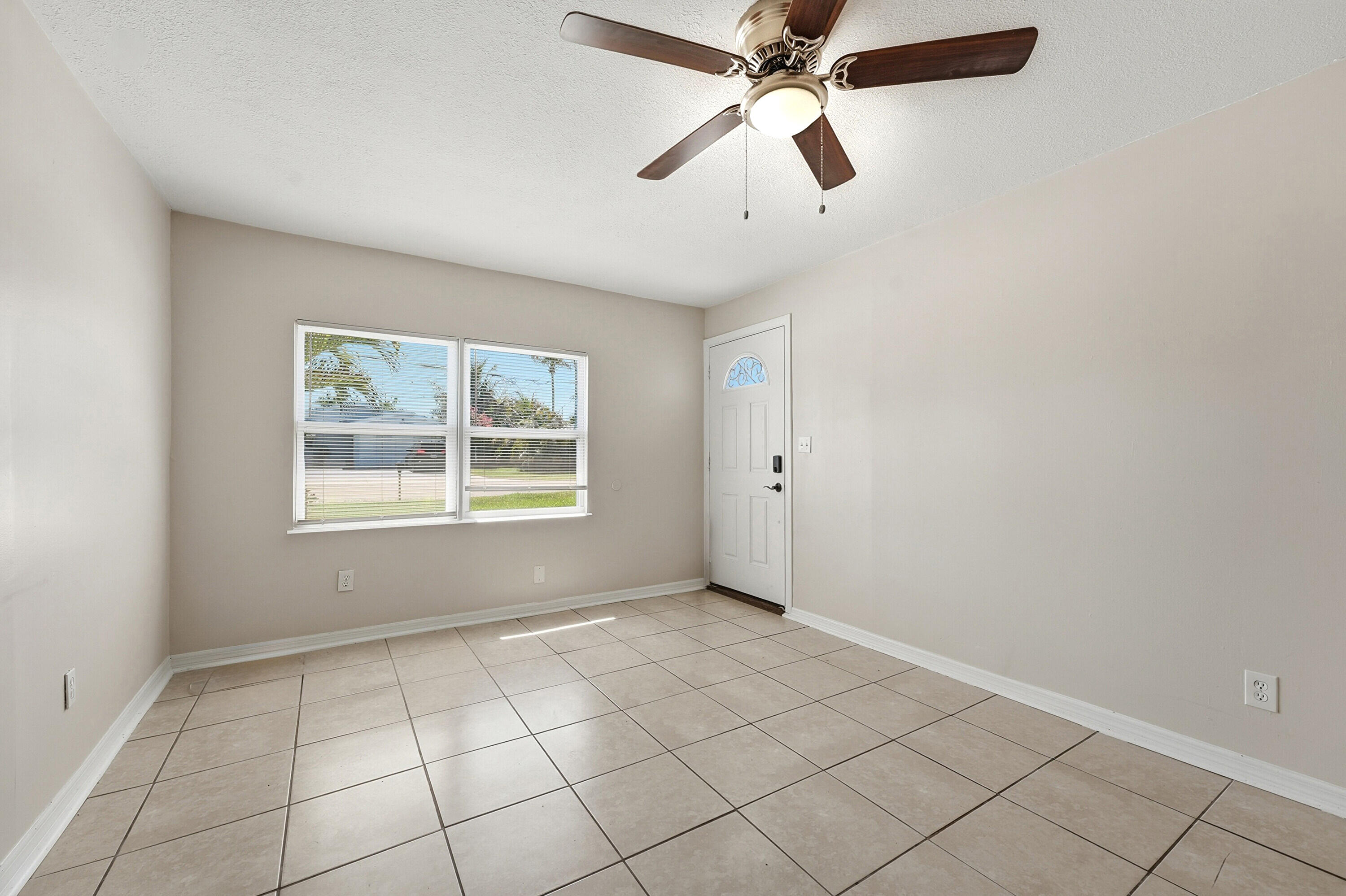 FORT PIERCE SUBDIVISION - Residential Income