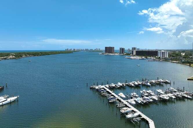 11370 Twelve Oaks Way 415