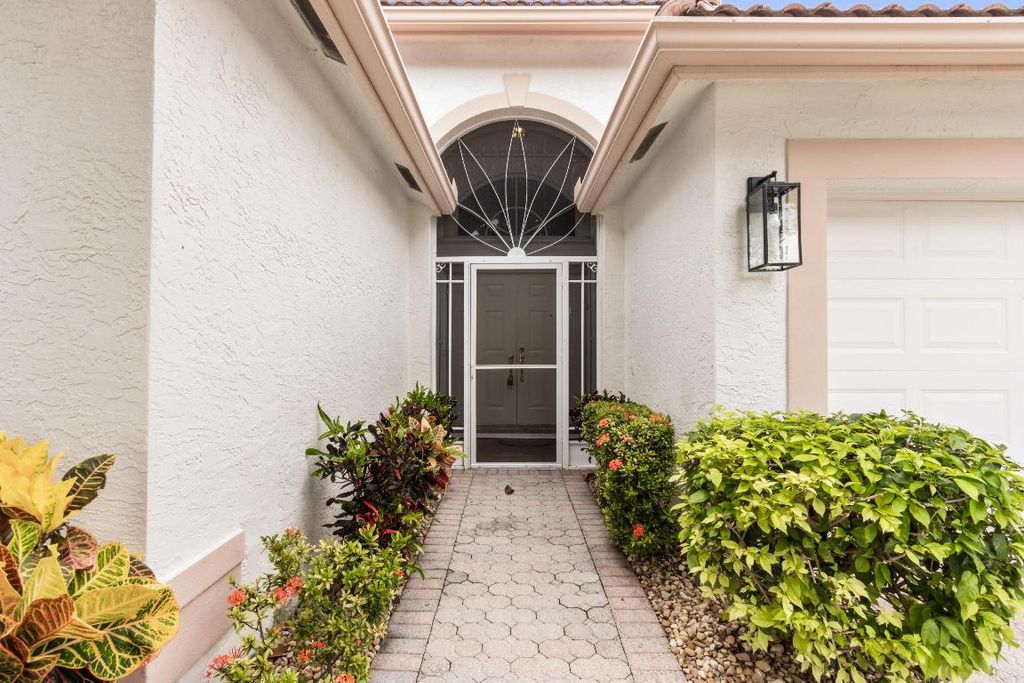 Photo of 6552 Malta Drive, Boynton Beach, FL 33437 (MLS # R11124469)