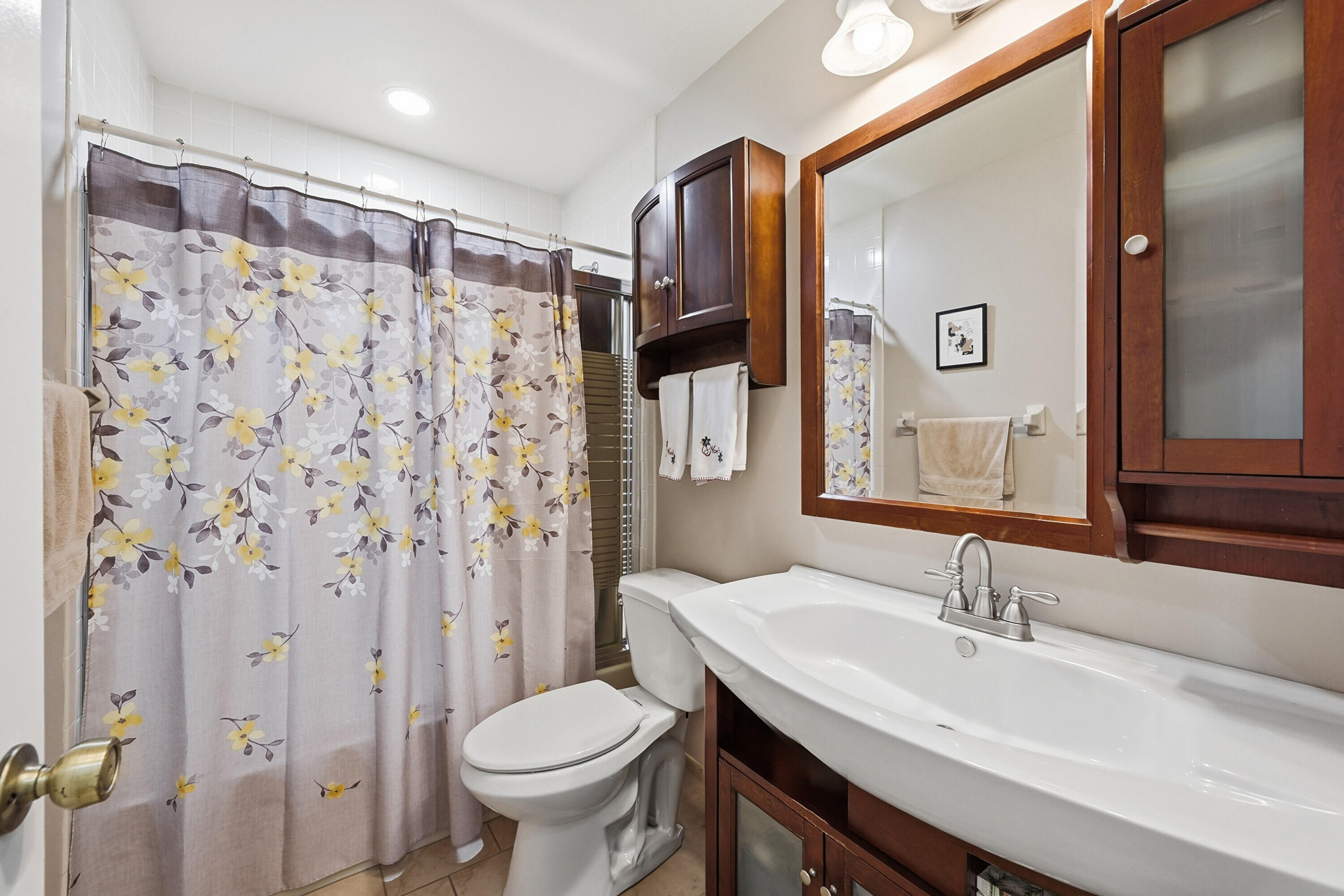 GARDENS 3 CONDO - Residential