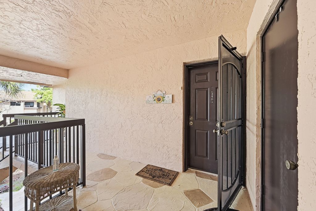 Photo of 2110 SW 92nd Terrace #3003, Davie, FL 33324 (MLS # B26001083)