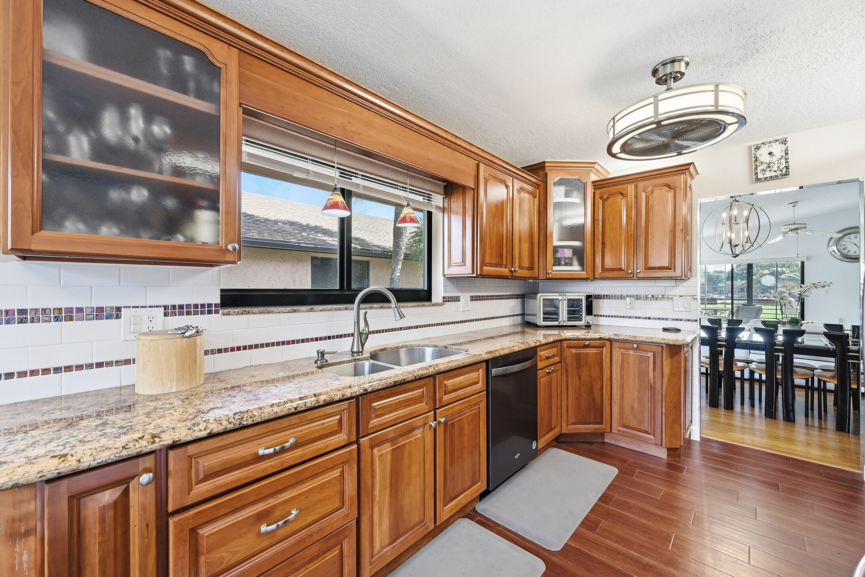 GARDENS 3 CONDO - Residential