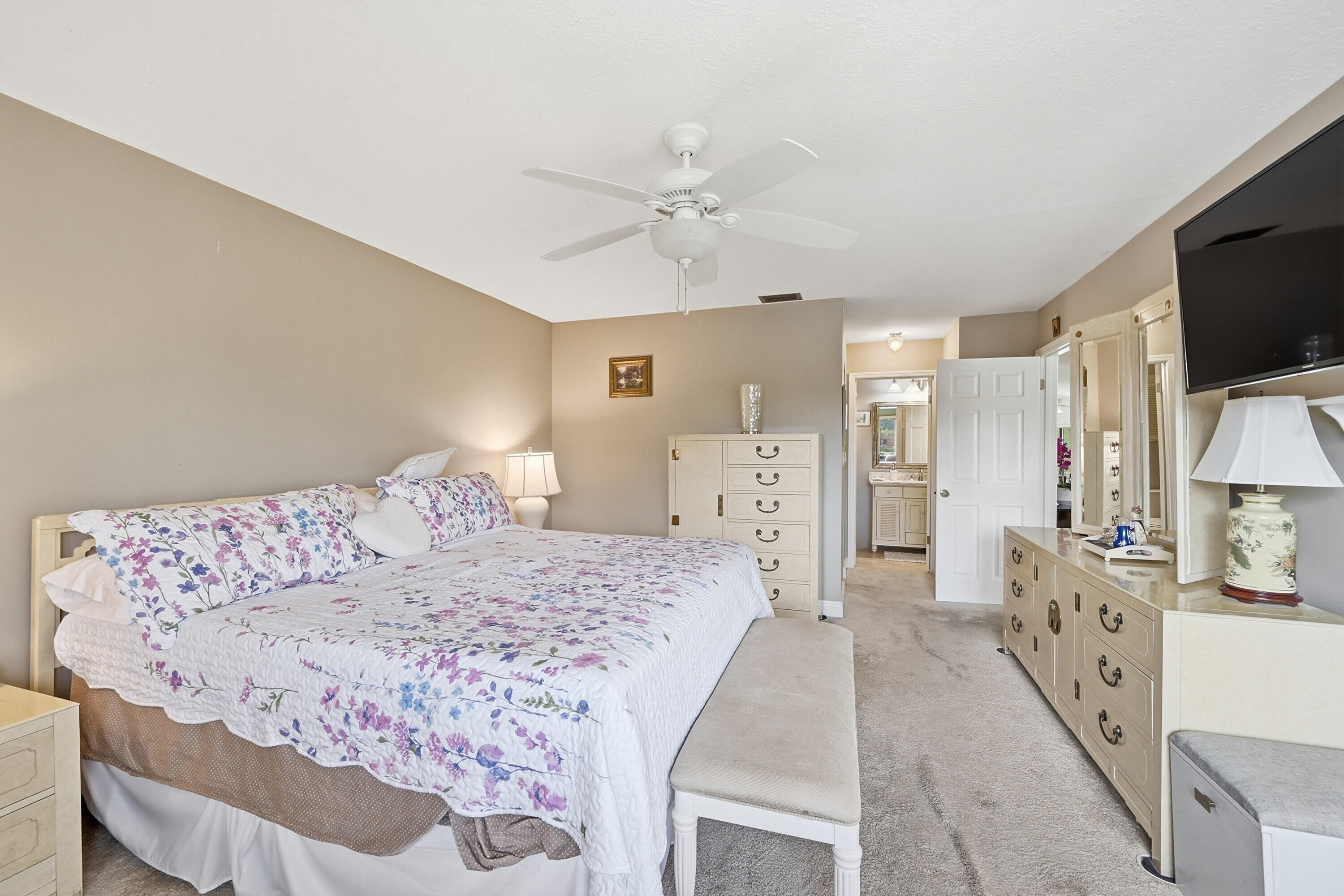 GARDENS 3 CONDO - Residential