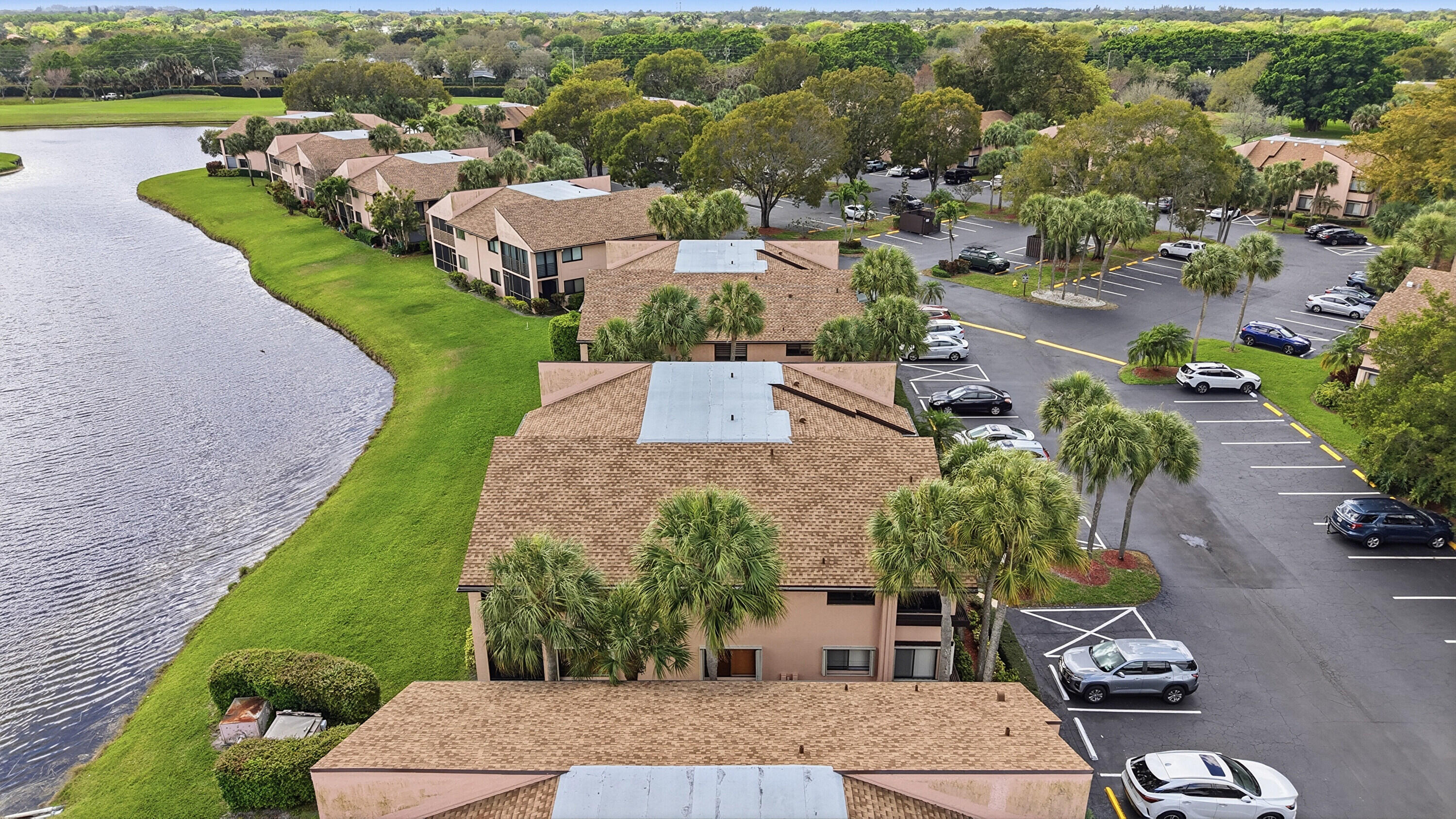 GARDENS 3 CONDO - Residential