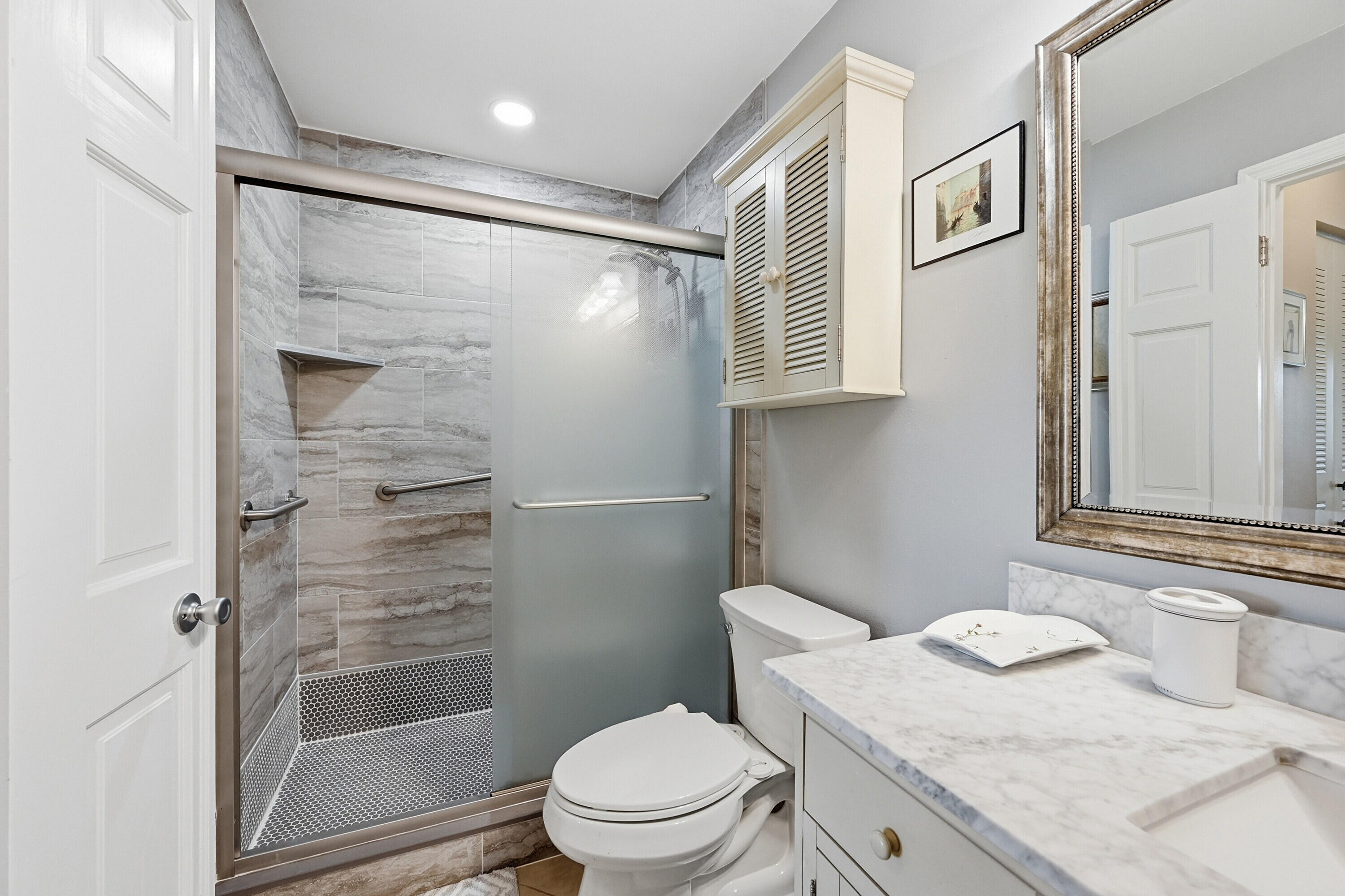 GARDENS 3 CONDO - Residential