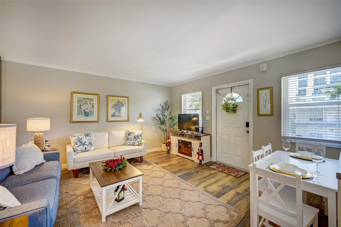 741 Bayshore Drive 32N