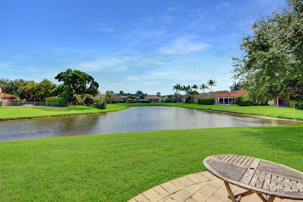 Photo of 16360 Via Fontana, Delray Beach, FL 33484 (MLS # R11087312)
