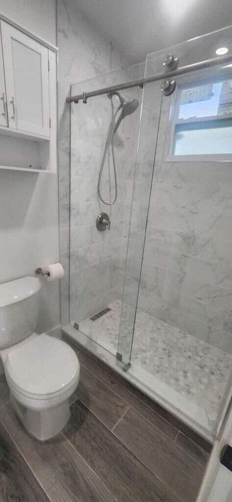 ENGLEWOOD MANOR - Residential Lease