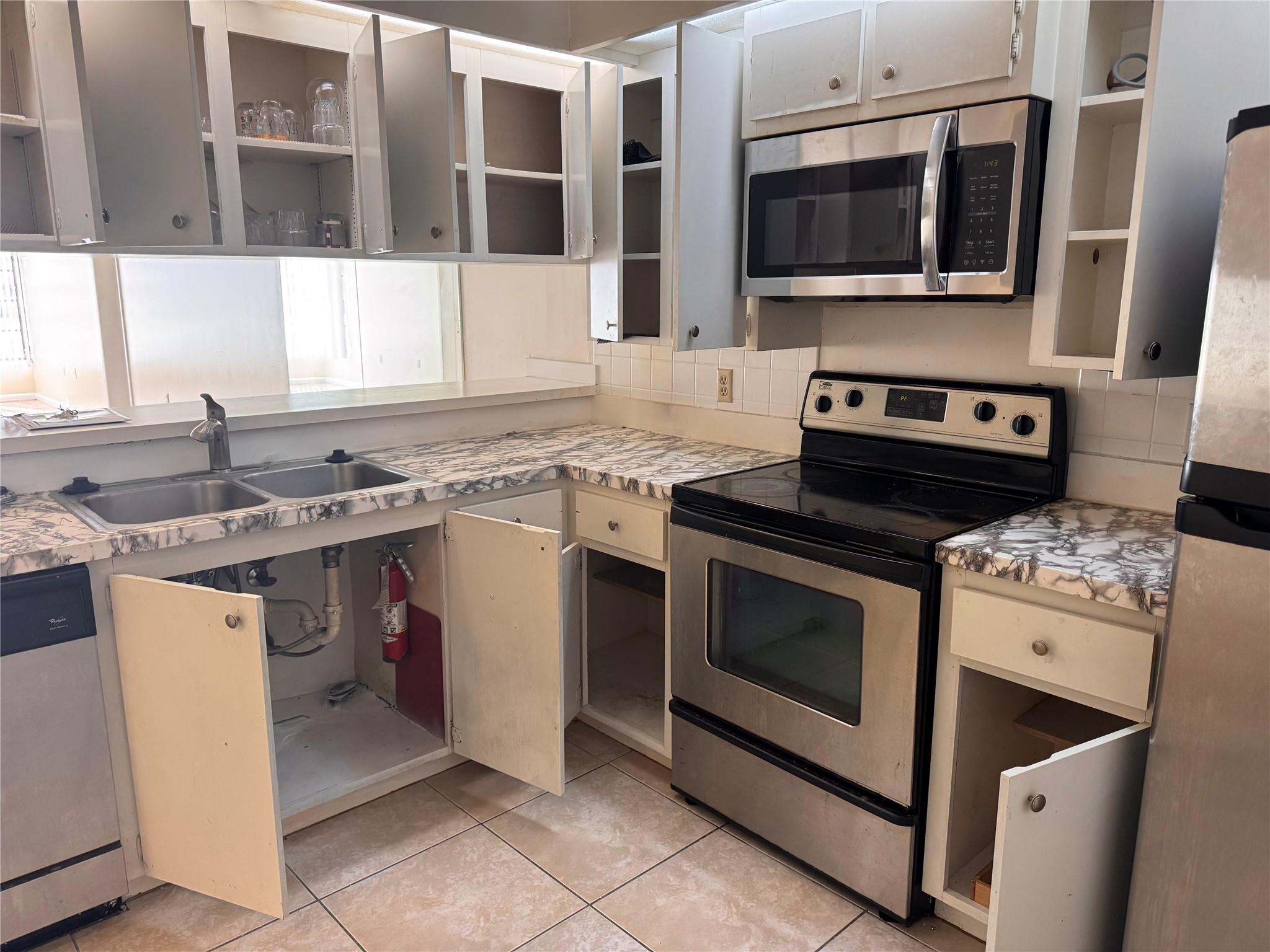 Whitehall Condo - Residential Lease